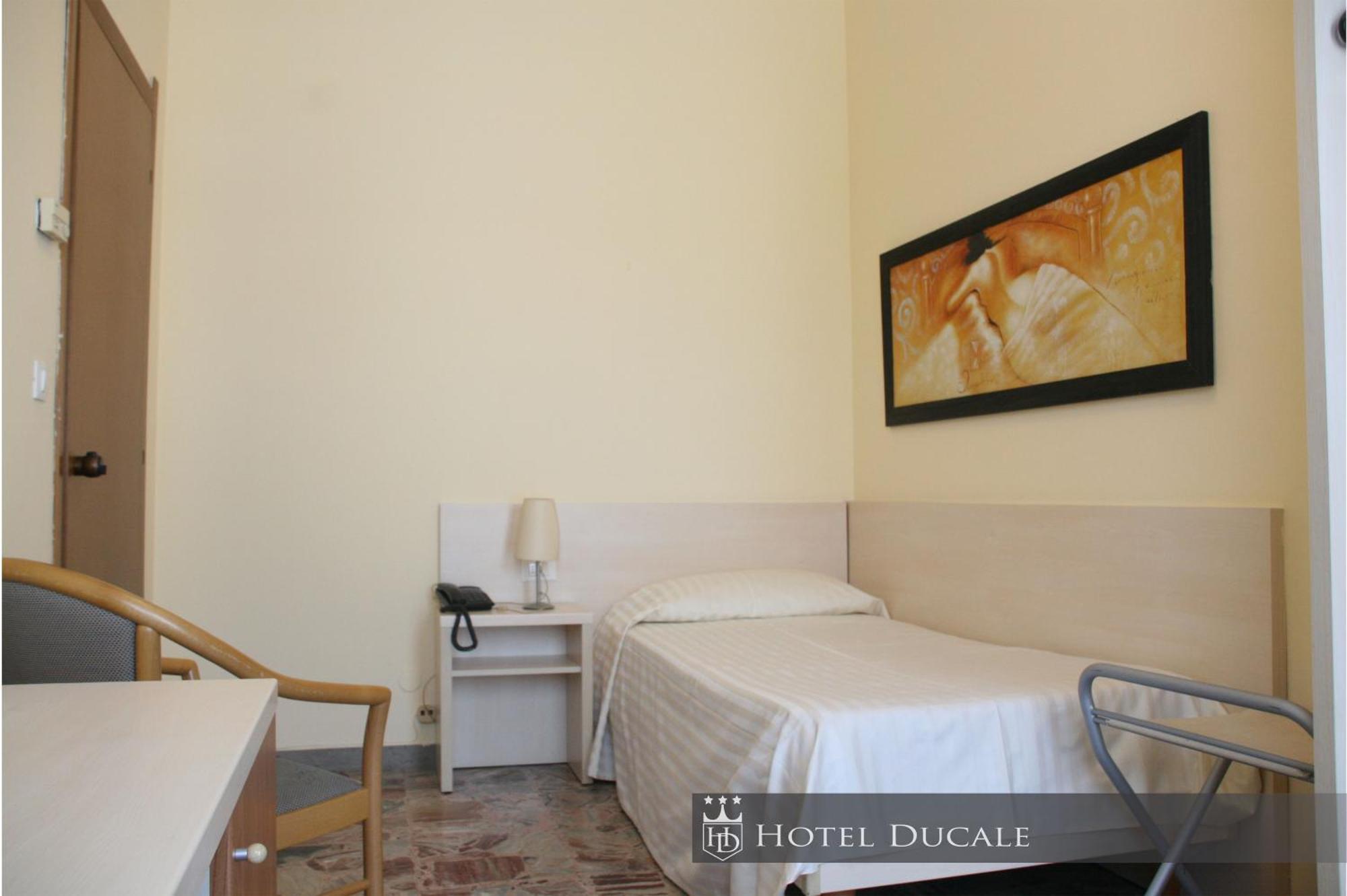 Hotel Ducale วิเจวาโน ภายนอก รูปภาพ